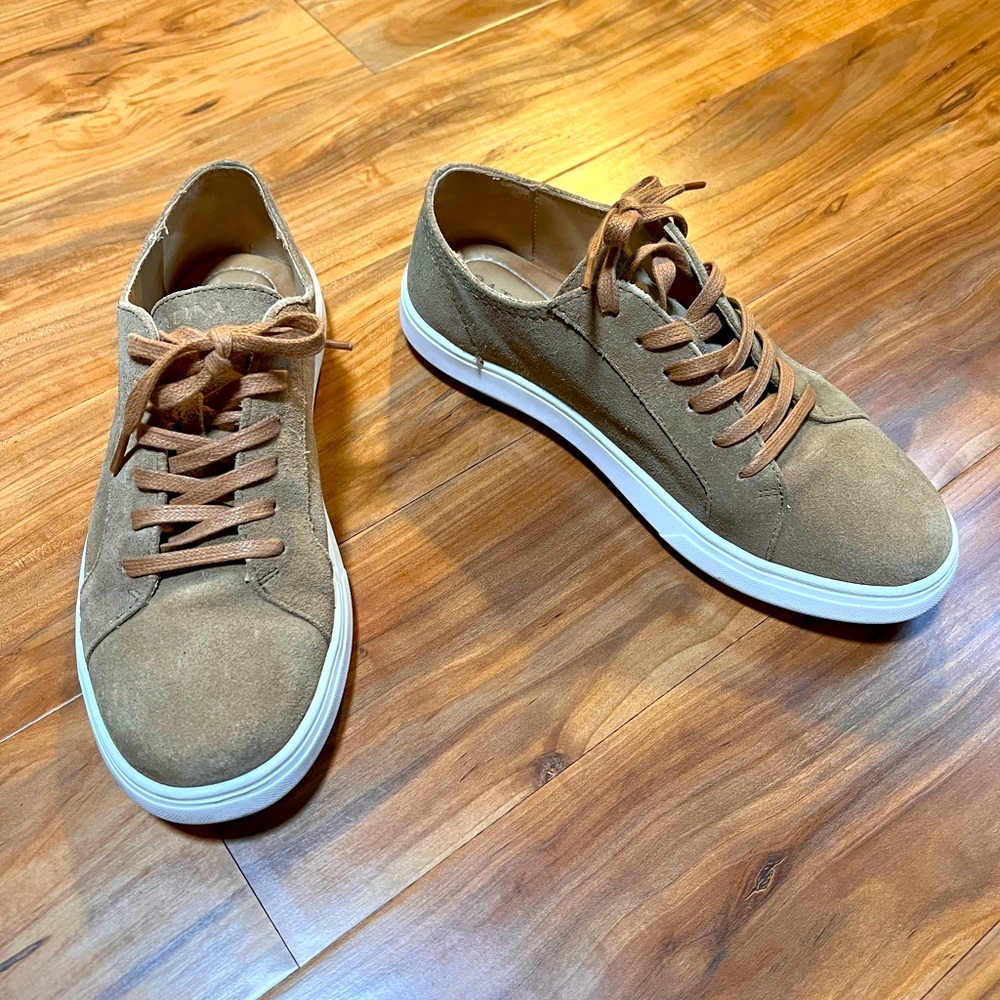 Portland leather/Patina suede low top shoe.